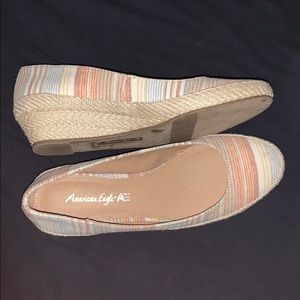 American Eagle causal/dressy slight heels